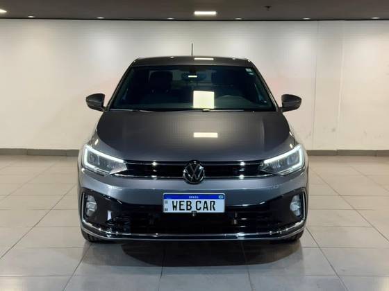 VOLKSWAGEN VIRTUS 1.0 200 TSI HIGHLINE AUTOMÁTICO